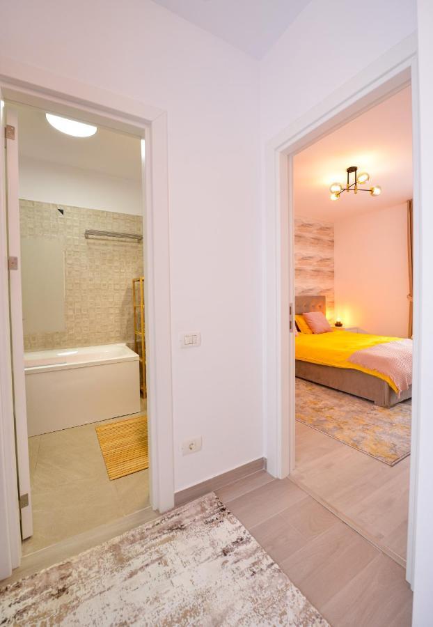 Sofia Cozy Apartment - Underground Private Parking 布加勒斯特 外观 照片